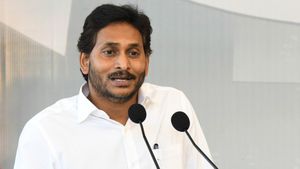 ఎన్నికల వేళ పై 