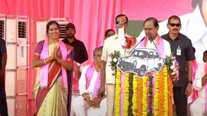  పద్మ పవర్ ఏందో చూశారుగా..: కాంగ్రెస్ మన కళ్లతోనే పొడవాలని చూస్తోందంటూ కేసీఆర్ ఫైర్