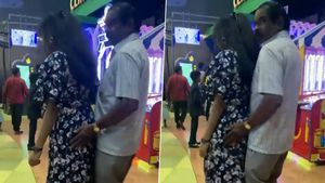  ఫేమస్ మాల్ లో అమ్మాయిని వెనుక తాకింది ఎవరంటే ? పాఠాలు చెప్పిన నోటితో ? !