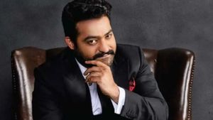 Jr NTR: జూ ఎన్టీఆర్ పై ప్రేమతో వినూత్నంగా - ఫ్యాన్స్ ఫిదా..!!
