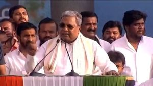 మోడీ, కేసీఆర్‌లను నమ్మితే..: సిద్దరామయ్య తీవ్ర విమర్శలు