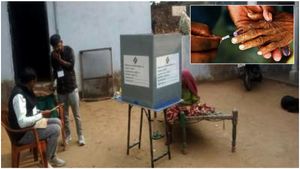 Vote From Home: హైదరాబాద్ లో మొదలైన ఓట్ ఫ్రమ్ హోం-ప్రతీ ఓటూ కీలకమయ్యే వేళ..!