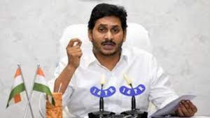 సీఎం జగన్ అలర్ట్, మంత్రులకు పిలుపు- కీలక నిర్ణయాలు..!!