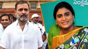 షర్మిలకు రాహుల్ బిగ్ టాస్క్ - అపరేషన్ షురూ, టచ్ లో సీనియర్లు..!!