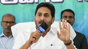 రాజీనామాల వేళ.. జగన్ మెరుపు నిర్ణయం: సిట్టింగ్ ఎమ్మెల్యేకు నో టికెట్: కొత్త ఇన్‌ఛార్జీ నియామకం