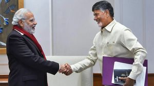 బీజేపీతో పొత్తుపై మారిన చంద్రబాబు వ్యూహం - ఢిల్లీకి కీలక ప్రతిపాదన..!!