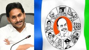 వైసీపీ ఎంపీ అభ్యర్దుల ఖరారు - ఎవరెక్కడ, జాబితాలో..!!