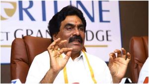 ఏపీలో అధికారం ఎవరిది - లగడపాటి ఆసక్తికర అంచనాలు..!!