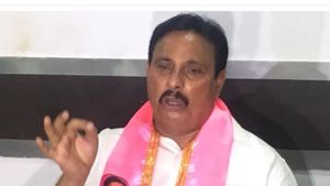  ప్రజావాణిలో ఎమ్మెల్యే దానం నాగేందర్‌పై భూ కబ్జా ఫిర్యాదు