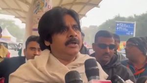 అయోధ్య రామమందిర ప్రారంభోత్సవం: లక్నోకు చేరుకున్న పవన్ కళ్యాణ్