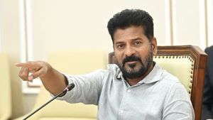 రేవంత్ రెడ్డి తొలి విదేశీ పర్యటన: షెడ్యూల్ ఇదే