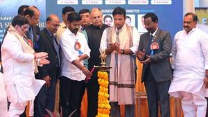 హైదరాబాద్ అంటే నుమాయిష్ ఎగ్జిబిషన్: ప్రారంభోత్సవంలో సీఎం రేవంత్ హామీ 