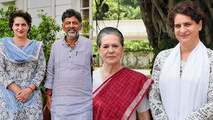 ఇక్కడి నుంచి పోటీ చెయ్యడానికి సిద్దం అవుతున్న చిన్న మేడమ్ ?, లేకుంటే తెలంగాణ సేఫ్ ! 