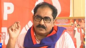  విషమంగానే తమ్మినేని వీరభద్రం ఆరోగ్యం: హెల్త్ బులిటెన్‌