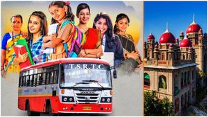 బస్సుల్లో మహిళలకు ఉచిత ప్రయాణంపై హైకోర్టు కీలక వ్యాఖ్యలు..!!