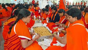 మహోజ్వల ఘట్టానికి లక్ష లడ్డూలను సిద్ధం చేసిన టీటీడీ