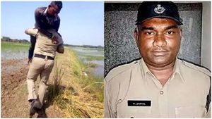 గ్రేట్ పోలీస్: పురుగుల మందు తాగిన రైతును 2 కిలోమీటర్లు భుజాన మోసిన కానిస్టేబుల్