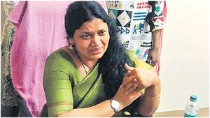 లంచం తీసుకున్న అధికారి జగజ్యోతి అరెస్ట్: 64 లక్షల నగదు, 4 కిలోల బంగారం సీజ్ 