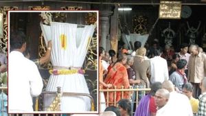 తిరుమ‌ల శ్రీ‌వారికి ఆదివారం రికార్డు స్థాయిలో ఆదాయం...