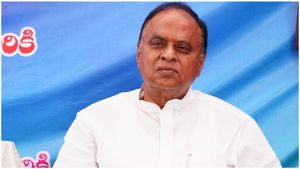 వేమిరెడ్డితో రాయబారం, కీలక ప్రతిపాదన- ఏం జరుగుతోంది..!!