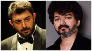 హీరో విజయ్ కొత్త పార్టీ, రోజా హీరో సంచలన వ్యాఖ్యలు, అందరూ సీఎంలు అయిపోతారా?, ఓటు అంటే!