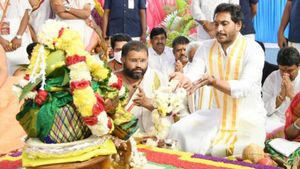  రాజశ్యామల యాగంలో పాల్గొన్న జగన్