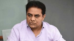 షాకింగ్ న్యూస్: డాక్టర్ల పర్యవేక్షణలో కేటీఆర్