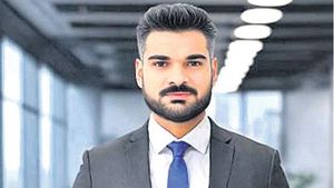 NRI News: ఫోర్బ్స్ జాబితాలో స్థానం దక్కించుకున్న కరీంనగర్ జిల్లా వాసి..!