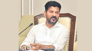  గుంటూరు, గుడివాడలో చదవలేదు: 5192 మందికి అపాయింట్‌మెంట్ లెటర్స్ ఇచ్చిన రేవంత్