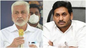 విజయసాయి రెడ్డికి జగన్ బిగ్ టాస్క్ - సక్సెస్ అయ్యేనా..!!