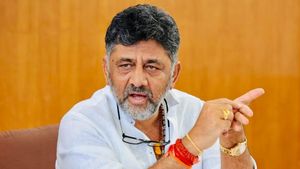 ఆ పార్టీ ఉందా?, ఆ పార్టీలో సొంత అల్లుడికే దిక్కులేదు, ఇక నాయకులు ఏం చేస్తారు, డీకే! 