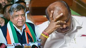 చరిత్ర తిరగరాస్తారా ?, పోటీలో ముగ్గురు మాజీ సీఎంలు, మోదీ అభయం, అధికార పార్టీకి దెబ్బ ! 