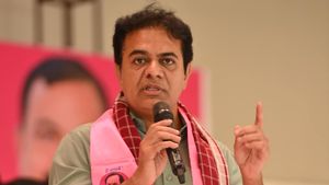 గులాబీ సైనికులకు కేటీఆర్ సందేశం..