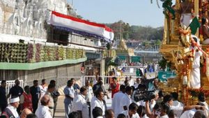 భక్తులకు గుడ్‌న్యూస్...తిరుమ‌ల‌లో త‌గ్గిన భ‌క్తుల ర‌ద్దీ...