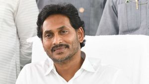   పులివెందుల కేంద్రంగా సీఎం జగన్ కీలక నిర్ణయం..!!