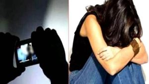 కూతుర్లకు పెళ్లిన చేసిన ఆంటీ, ఐటీ హబ్ లో బెడ్ రూమ్ లో నగ్నంగా చేసి ?, ఎన్నిసార్లు ఫోన్ చేసినా ! 