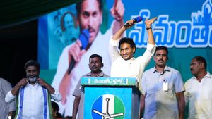 మళ్లీ అదే ముగ్గురు-ఓటేస్తే సంక్షేమం వద్దన్నట్లే-గుంటూరులో జగన్ వ్యాఖ్యలు..