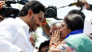 వైసీపీలో చేరిన టీడీపీ రాష్ట్ర కార్యదర్శి
