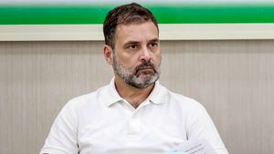 రాహుల్ గాంధీ మీద మీకే నమ్మకం లేదు, మాపైన పడికొట్టుకుంటారా?, ధైర్యం ఉంటే? 