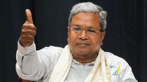 సీఎంకు పెరుగుతున్న డిమాండ్, ఇతర రాష్ట్రాల్లో హవా, మా కోసం మీరే రావాలి, ఏం చేస్తారు! 