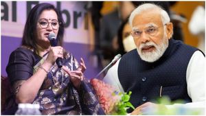 బీజేపీలోకి తెలుగింటి ఆడపడుచు, కర్ణాటక కోడలు ఎంట్రీ, మోదీకి జైకొట్టిన రెబల్ స్టార్ ఫ్యాన్స్ ! 