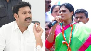 అవినాష్ రెడ్డిని మార్చేస్తున్నారు-జగన్ సమాధానం చెప్పాల్సిందే-షర్మిల కామెంట్స్..!