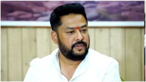 కోర్టులో మాజీ మంత్రిపై నిందితుడి సంచలన వ్యాఖ్యలు, వందల కోట్ల స్కామ్ కేసు, చంపేస్తారు ?