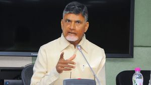 చంద్రబాబు ఎఫెక్ట్, కుప్పంలో ఇంకో వికెట్, గవర్నర్ కు రాజీనామా లేఖ పంపించి?  