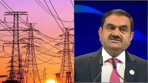  Hyderabad: హైదరాబాద్ లో విద్యుత్ బిల్లులు వసూళ్లు  చేయనున్న అదానీ గ్రూప్.. 