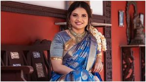 హత్య కేసులో నటి, పోలీసు కస్టడీలో ఎలా మేకప్ వేసుకుంది ?, చిక్కుల్లో లేడీ ఎస్ఐ, నోటీసులు 