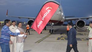 Vijayawada-Mumbai Flight: విజయవాడ ప్రజలకు శుభవార్త.. ప్రారంభమైన ముంబై విమానం.. 