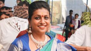 రోజా మేడమ్ మాయం, చిన్నగా చెన్నై వెళ్లిపోయారా?, నగిరిలో హాట్ టాపిక్, మీడియాకు? 