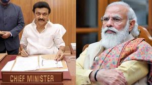 Exit Polls: ఆ పార్టీ శివతాండవం, మోదీ హవా హుష్ కాకి, తంబీలతో పెట్టుకుంటే వాషౌట్ ! 