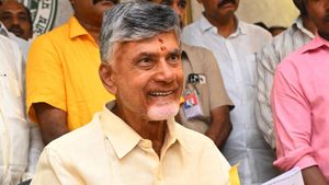 చంద్రబాబు సీఎంఓలో కొత్త టీం - ఏరికోరి ఎంపిక..!!